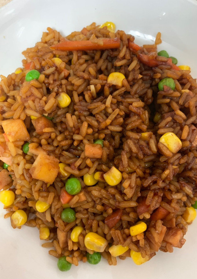 Una foto de Arroz salteado con soja