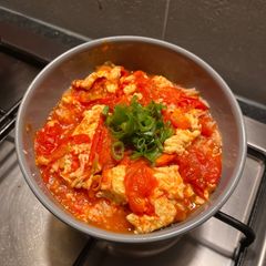 A picture of Tomato Egg Drop Soup.