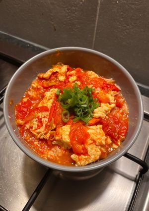 A picture of Tomato Egg Drop Soup.