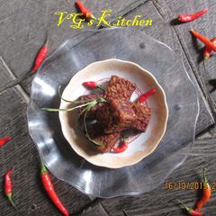 Tempeh Seasoned with Palm Sugar (BACEM TEMPE) A picture of Tempeh Seasoned with Palm Sugar (BACEM TEMPE).