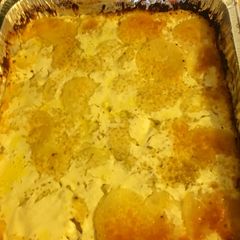 A picture of Potatoes Daphiniose.
