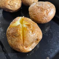 Best Jacket Potatoes 🥔 A picture of Best Jacket Potatoes 🥔.