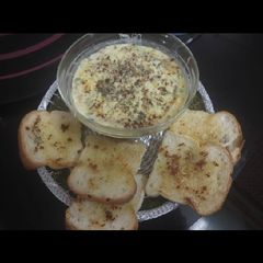 Au gratin with garlic bread A picture of Au gratin with garlic bread.