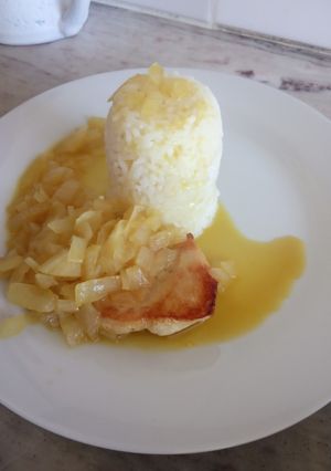 Una foto de Pollo al horno c/ reducción de Naranja