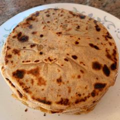 A picture of Saffon stuff vedmi (puran poli).