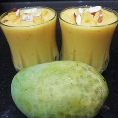 Banana Mango Smoothie A picture of Banana Mango Smoothie.