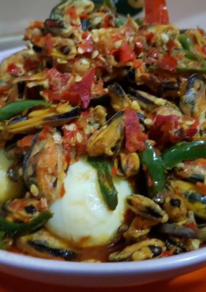 Foto resep Tumis telor kerang cabe merah ijo
