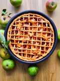 💚 Bánh Táo (Apple Pie)