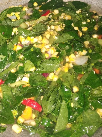 Langkah Mudah untuk Membikin Resep  9. Sayur bening katuk jagung yang Menggugah Selera, Enak Banget
