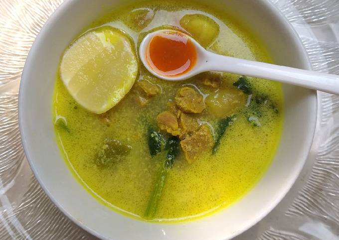 Soto kuning daging santan