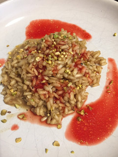 Foto di Risotto integrale ai fichi d’india menta e granella di pistacchio