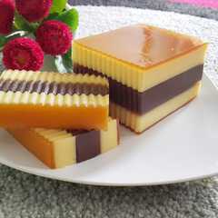 Puding Lapis Surabaya রেসিপির প্রধান ছবি