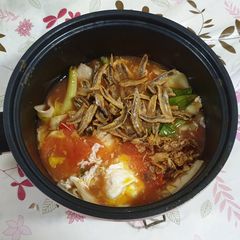 A picture of Tomato Mee Hoon Kueh.
