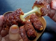 Gambar corndog mozarella coklat
