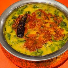A picture of Daal Palak.