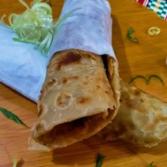 A picture of Egg Paratha Roll.