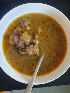 A picture of Oxtail soup.
