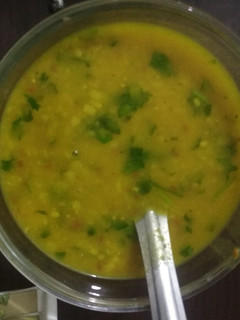A picture of Yellow moong dal.