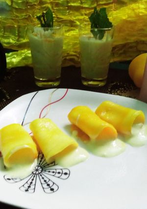 A picture of Mango moosse rolls.