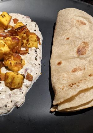 A picture of Paneer chingari.