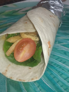 Una foto de Wrap de pollo a la miel y mostaza