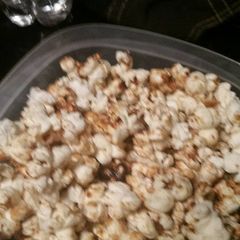 A picture of Easy To Make Caramel Corn.