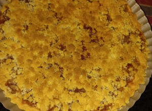 Una foto de Kuchen de manzana y miga