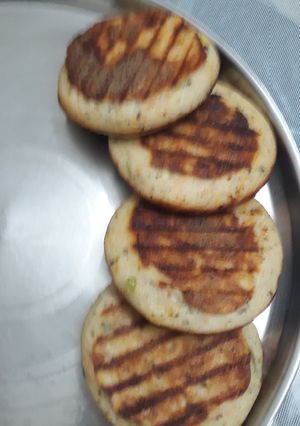 મીની ઉત્તપમ રેસીપી મુખ્ય ફોટો