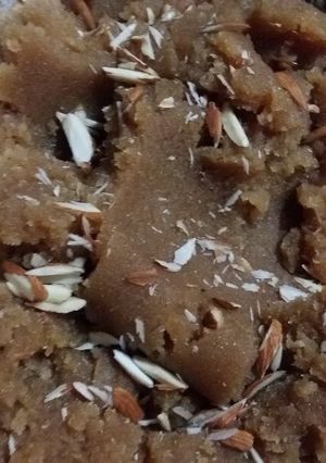 A picture of Suji halwa.