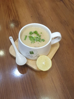 عکسی از دستور سوپ بروکلی لذیذ 🥦💚