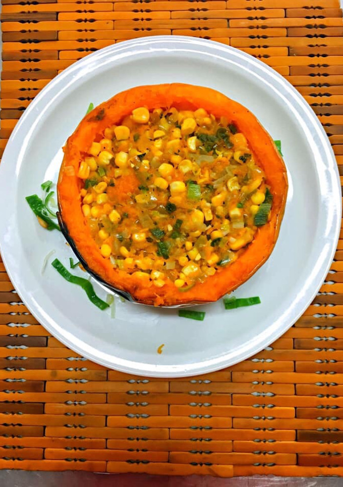 Una foto de Calabaza rellena con choclo