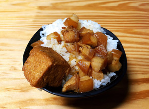 滷肉飯(南部稱肉燥飯) 的食譜成品照片