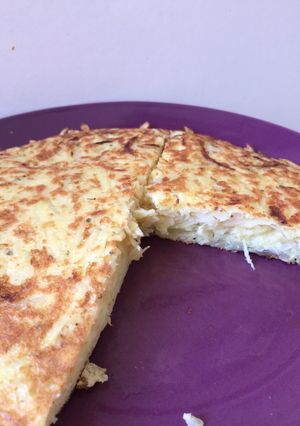 Una foto de Tortilla de papa rallada