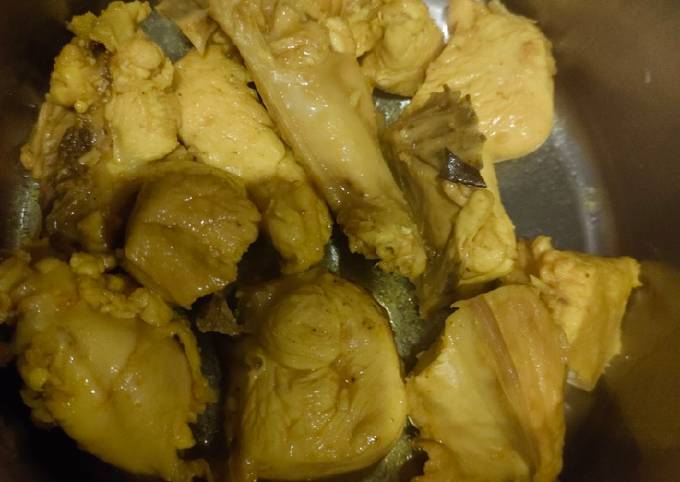 Anti Ribet, Bikin Ayam ungkep bumbu kuning Menu Enak