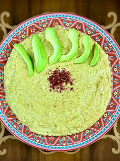 عکسی از دستور حمص آووکادو 🥑