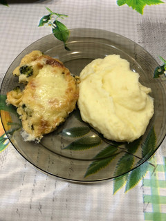 Brokkolis, besameles husi recept fotója