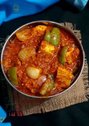 इंस्टेंट राजस्थानी कढाई पनीर (instant rajasthani kadai paneer recipe in Hindi) रेसिपी मुख्य फोटो