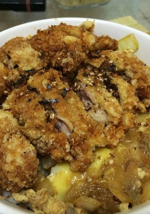 【靜靜小廚】雞腿排親子丼 的食譜成品照片