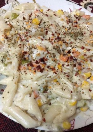 व्हाइट पास्ता (white pasta recipe in Hindi) रेसिपी मुख्य फोटो