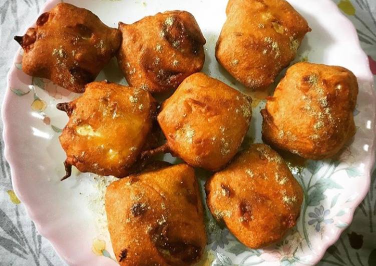 Easiest Way to Make Aloo Paneer Pakoda