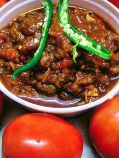 बैंगन भरता ट्रेडिशनल (Baingan bharta traditional recipe in hindi) रेसिपी मुख्य फोटो