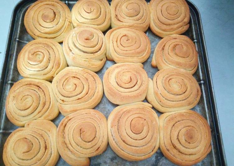 Step-by-Step Guide to Prepare Speedy Chelsea buns