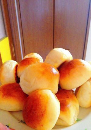 A picture of Homemade Fluffy Round Bread with Bread Machine.