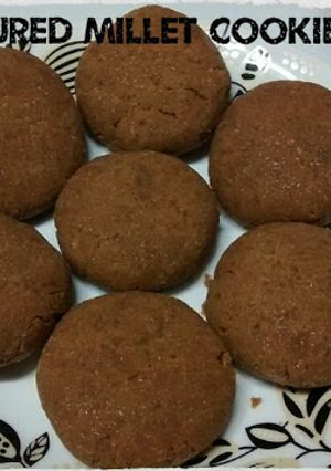 A picture of Dates Flavoured Millet Cookies.