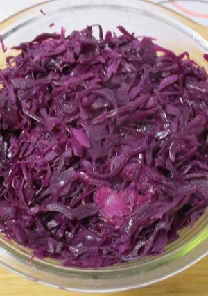 Almás 🍎 lilakáposzta💜 Tökéletes köret sültekhez! 🍖 recept fotója