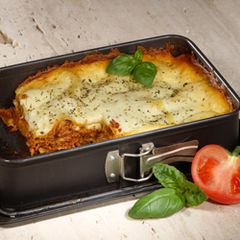 A picture of Lasagna Bolognese.