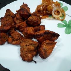 A picture of Chicken tikka.