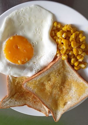 Hình của món Bánh Mì bơ tỏi cho buổi sáng.