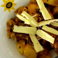 A picture of Adraki jeera aloo.
