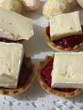 Tartaletas de Pimiento Piquillo con Queso Brie